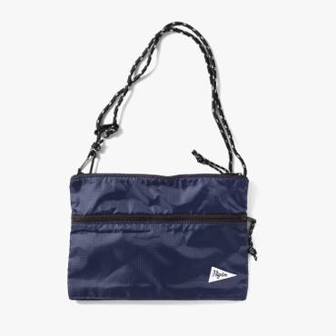 샌프란시스코마켓 PILGRIM SURF+SUPPLY 필그림 서프 RIPSTOP SACOCHE NAVY PLE2M80003A72