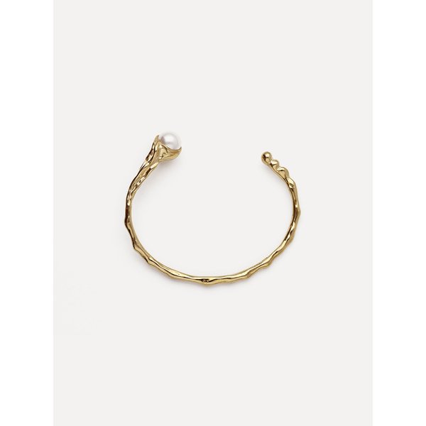 Ocean Muse - Flowing Pearl Bangle (gold)