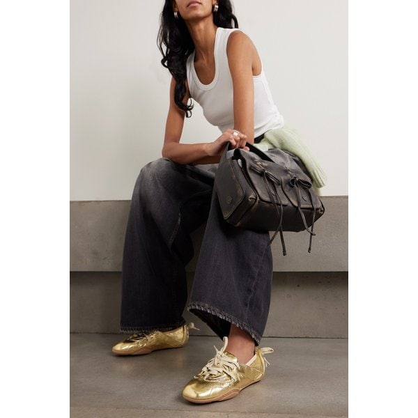 메탈릭 가죽 골드 스니커즈 46376663162904410