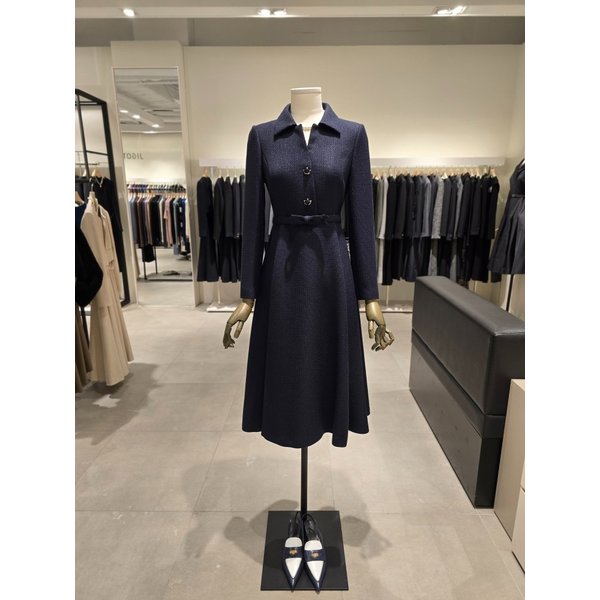 [파주점] 프라이드 카라 플레어 원피스 JR1A0OP013