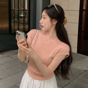 여성 니트 티셔츠 슬림핏 백 스트랩 포인트 반팔 상의