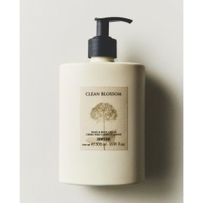 (500ML) CLEAN BLOSSOM 핸드 앤 바디 크림 45494701131
