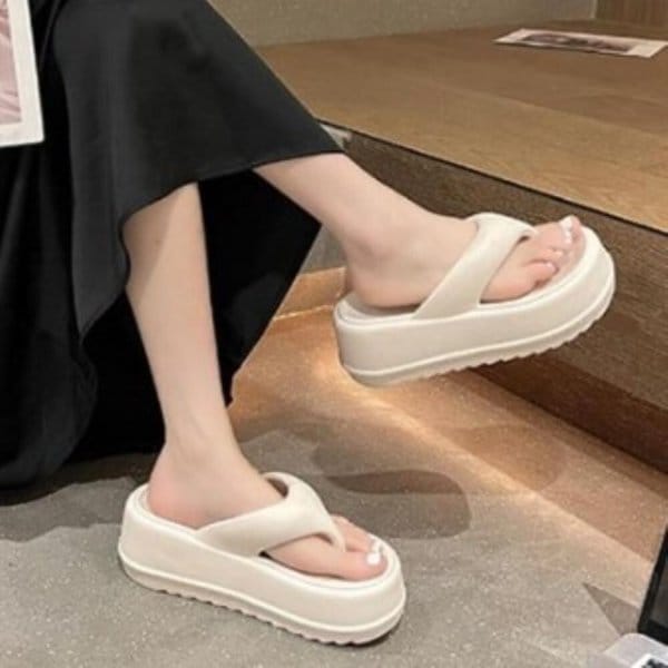 [옷자락] 여성 데일리용 편안한 키높이 플랫 샌들