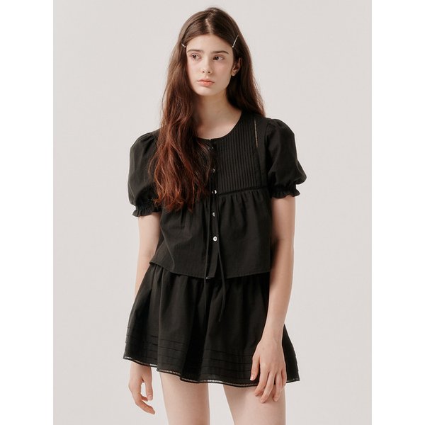 Lace Pintuck Blouse (black)