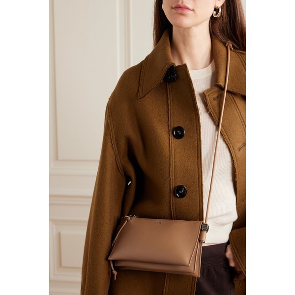 조야 장식 가죽 숄더백 46376663162983562