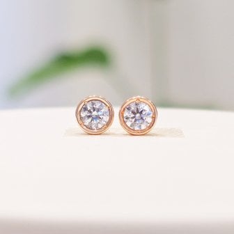 로제도르 [부산점] 글림(Q3) 귀걸이 251610371