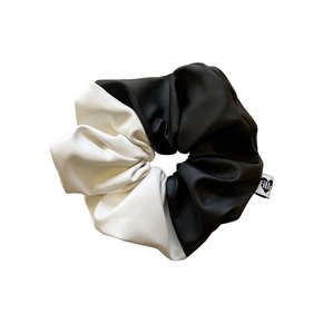 Camille Scrunchie - Black & Ivory