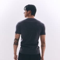 ALI THE GREATEST 머슬핏 숏 슬리브 차콜