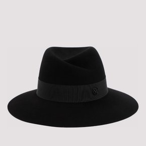 [해외배송] 메종미쉘 로고 핀 버지니 울 햇 1001121001 BLACK