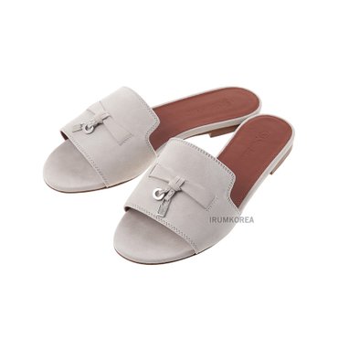 로로피아나 SS25 여성 썸머 참스 워크 슬리퍼 FAI6407 A760