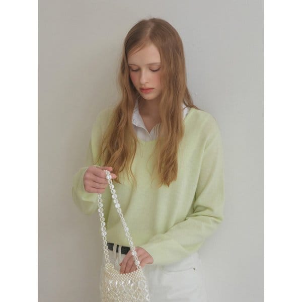 파인울 브이넥니트_Lime