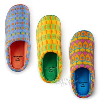 MoMA 모마 잉카 일로리 수부 슬리퍼 YINKA ILORI FOR MOMA SUBU SLIPPERS