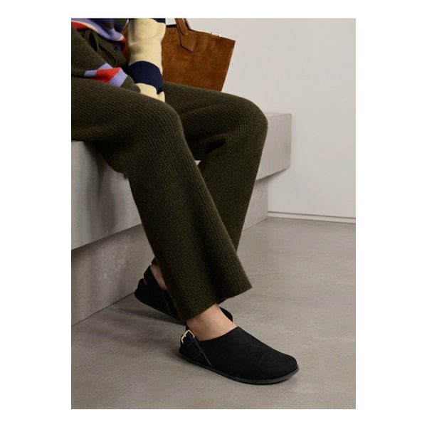 에머리 루이스 스웨이드 클로그 블랙 46376663162857840