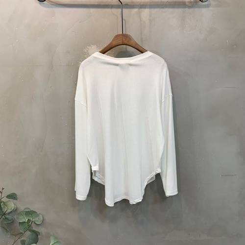 씨샵인더룸 / 소모 베이직 라운드 밑단 긴팔 티셔츠 2color