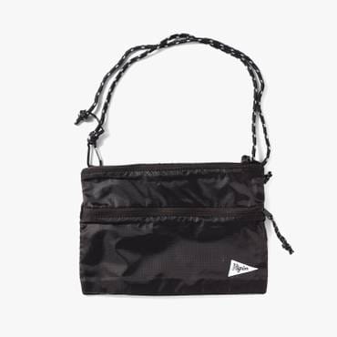 샌프란시스코마켓 PILGRIM SURF+SUPPLY 필그림 서프 RIPSTOP SACOCHE BLACK PLE2M80003A98
