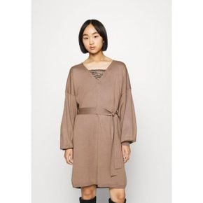 4086883 VILA Petite VITRACY DRESS - Jumper dress brown lentil/black