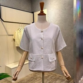 AOZ3ZJ03H 라운드 단추 크롭 자켓