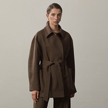 ETCH BELTED OVERSIZED HALF COAT JACKET(KHAKI)