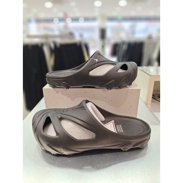 [여주점] 1SM02788H 001 OAKMONT CLOG 오크먼트클로그 남여공용슬리퍼