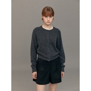 WOOL VOLUME TWO TUCK SHORTS (BLACK)