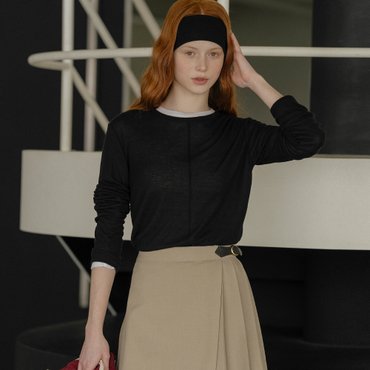 노운베러 Front slit point soft tencel T-shirt_Black