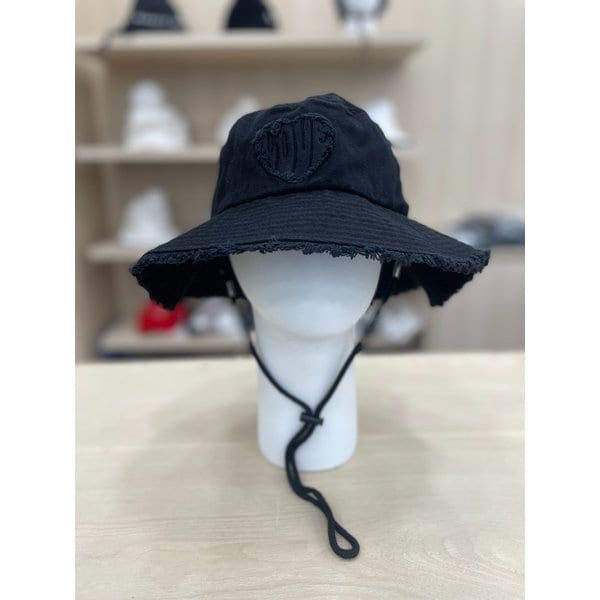 [여주점] 여성 프린지 러브 햇 GQ122LCP11BLCK