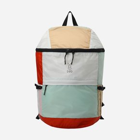 [디오디 공식]라이트 가마보코 백팩(23L)(MULTI)