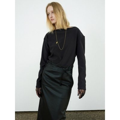 르하스 TILTED BOATNECK JERSEY TEE_DARK GREY