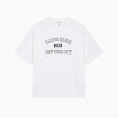 남성 릴렉스핏 뉴욕 바시티 로고 반팔 티셔츠(4RB846G)