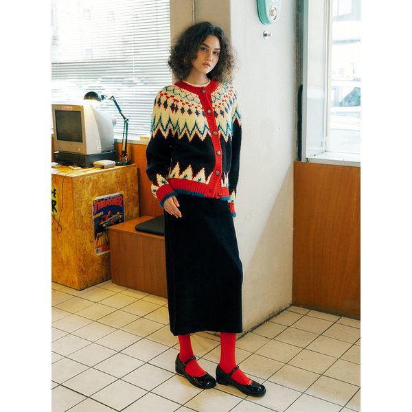 Corduroy Long Skirt (Black)