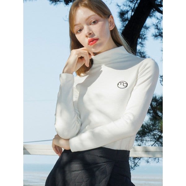 half-neck layer T-shirt white