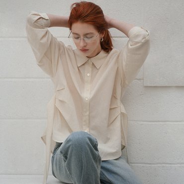 노운베러 Natural draped ribbon blouse_Butter