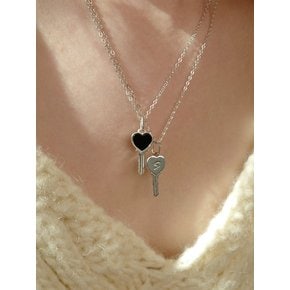 stone heart key necklace (silver)