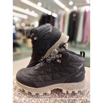 네파 [여주점] 남성 패트롤 방한 미드컷 트레킹화 7K77603C01