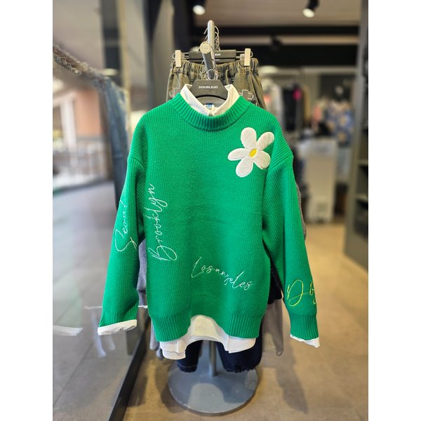 [시흥점] 데이지포인트 레터링 세미오버핏 니트(남여공용)/JGZZ51B03GN