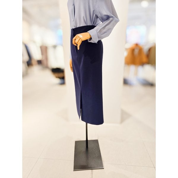 [파주점] [더아이잗컬렉션]슬릿 포인트 H라인 롱 스커트 CS4B0SK092