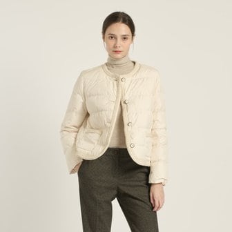 BCBG [여주점] 라운드넥 블레이드 숏다운 B5D9F803