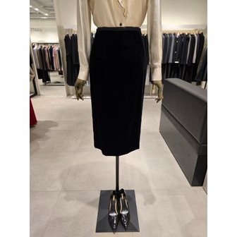 지고트 [파주점] 모던 벨벳 H라인 스커트 JPBA0SK121