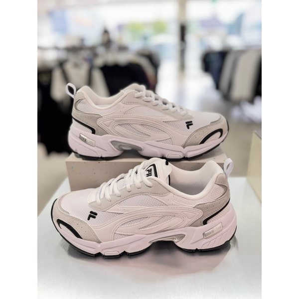 [여주점] 1RM02839G 102 FILA TAURUS v3 LITE 토러스v3라이트 남녀공용운동화
