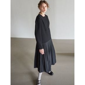 SCALLOP COLLOR PLEATS DRESS_BLACK