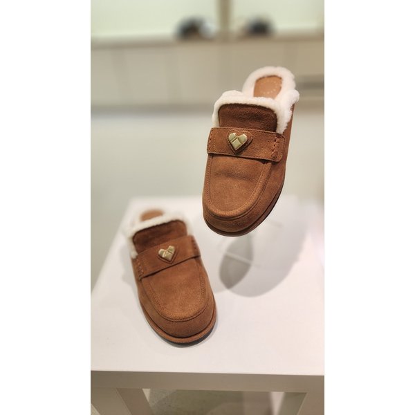 [여주점] 바바라소가죽 스프리트 3cm 퍼블로퍼 2컬러 BBI540