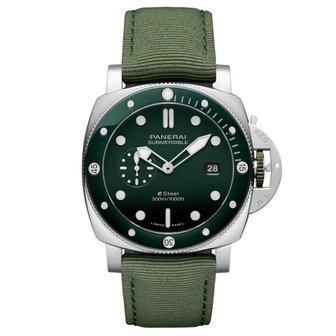 파네라이 PAM01287 Submersible QuarantaQuattro eSteel™ Verde Smeraldo 44MM