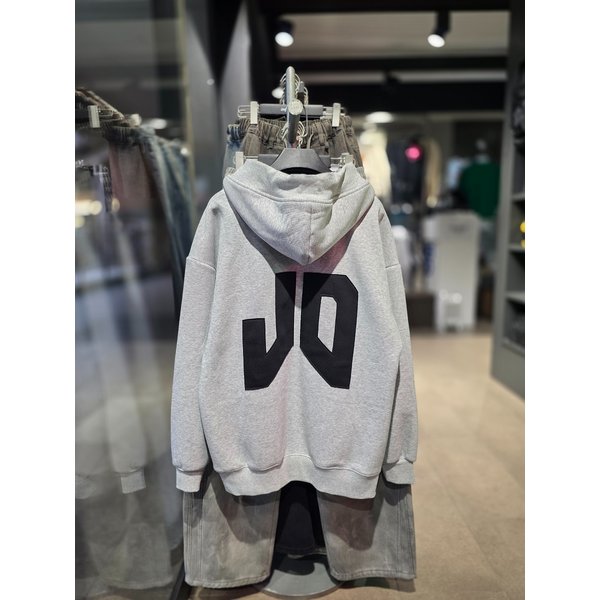 [시흥점] 기모 패치로고 버튼넥 세미오버핏 후드(그레이)남여공용/JGZZ30B20GY