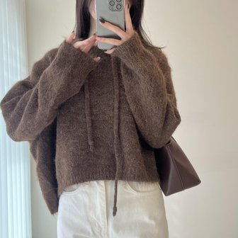 신세계라이브쇼핑 [옷자락] 여자 털스웨터 부클 크롭 아방핏 겨울 후드 끈 니트