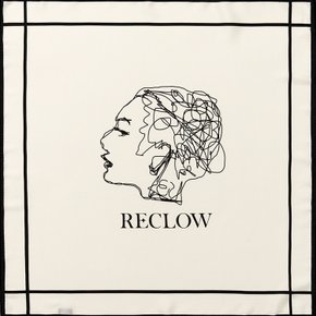 [최초가 : 34,900원] RECLOW LAND 시그니처 드로잉 LOGO 스카프 화이트