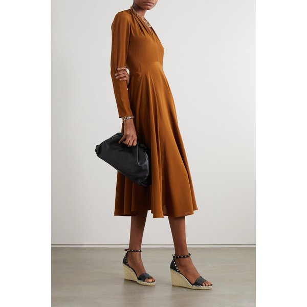 락스터드 105 텍스처드 가죽 에스파드리유 웨지 샌들 1647597346599200