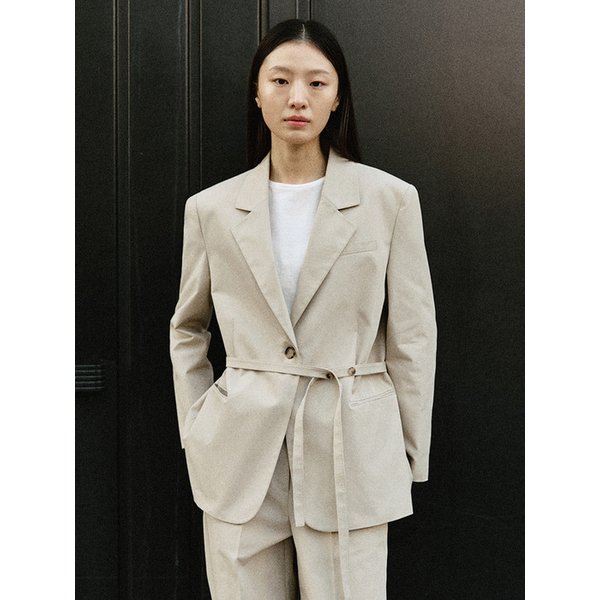 벨티드 싱글 블레이저 자켓_BEIGE