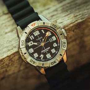 익스페디션 릿지 등산용 야광시계 42mm