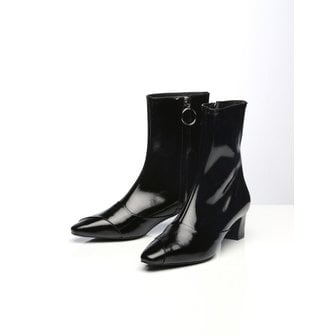 디토레 Rora Black patent boots 로라블랙 페이던트부츠