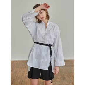 18SS SQUARE V-NECK STRIPE SHIRT WHITE